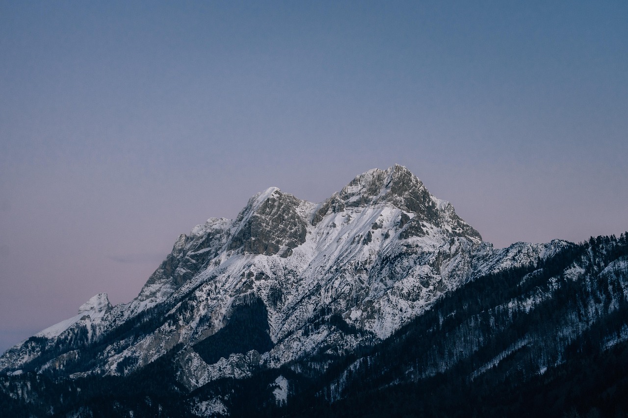 Vx批发小号：工商注册代理记账小张