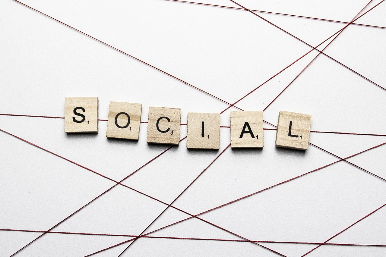 游戏玩家是否应该和开发者一起加大游戏技术支持的打击力度